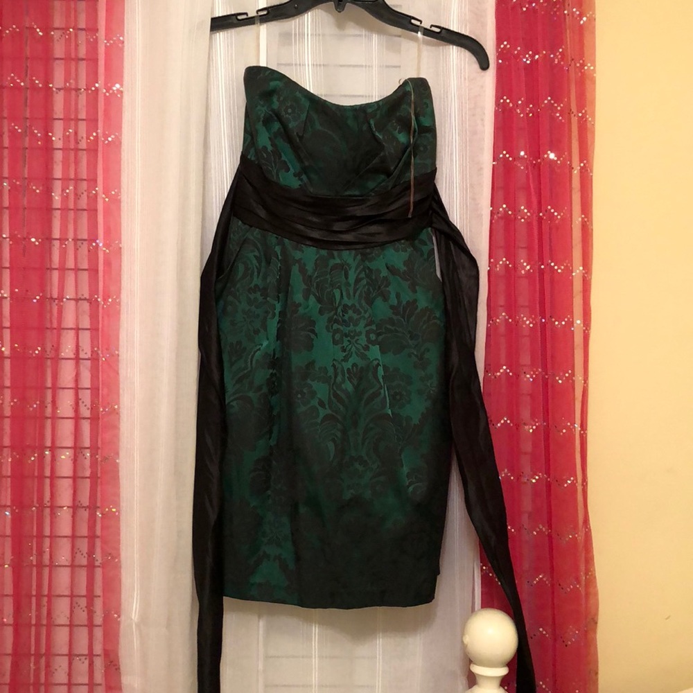 Cute green formal strapless dress